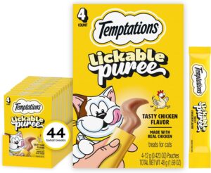 Front packaging view of Temptations Creamy Puree chicken cat treats 11 pack