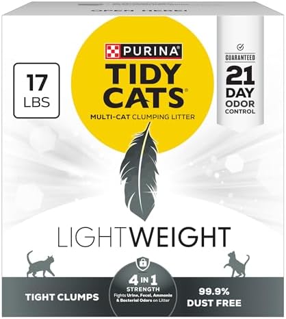 Lightweight multi cat litter showing easy lifting and pouring design