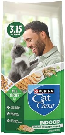 Close up of crunchy dry cat food kibble made with real farm-raised chicken